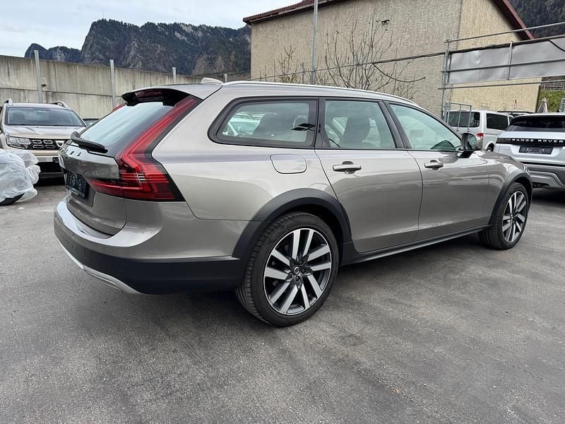 Gebraucht Volvo V90 CC 235 PS (172 kW) 2021 Kombi