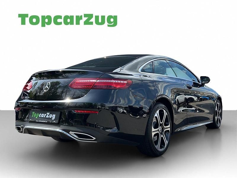 Gebraucht Mercedes E220 AMG line 194 PS (142 kW) 2019 Coupé