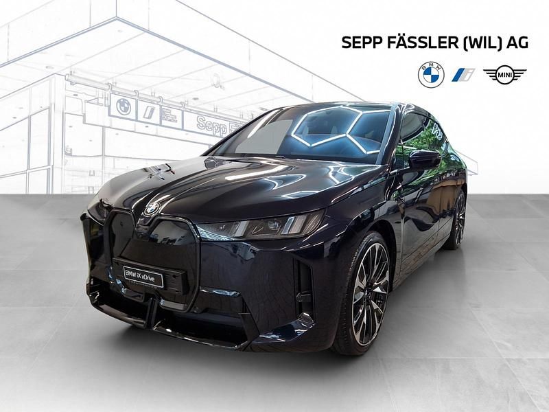 Neu BMW iX M Sport 400 kW (544 PS) 2025 SUV