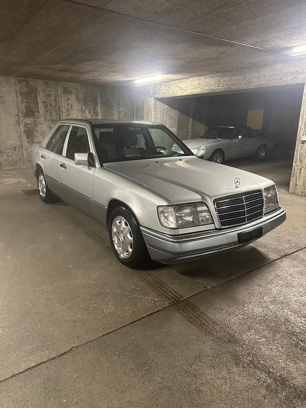 Gebraucht 1995 Mercedes E280 Business | CHF 20’000 - Bild 1/4