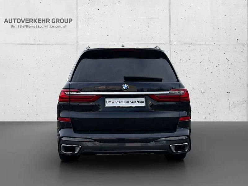 Gebraucht BMW X7 333 PS (244 kW) 2026 Schwarz SUV