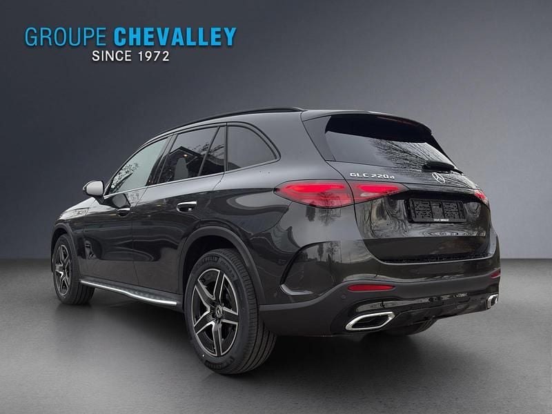 Neu Mercedes GLC220 197 PS (144 kW) 2026 Grau SUV