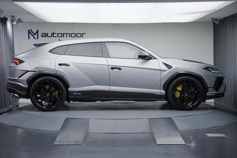 Gebraucht Lamborghini Urus 666 PS (489 kW) 2024 SUV
