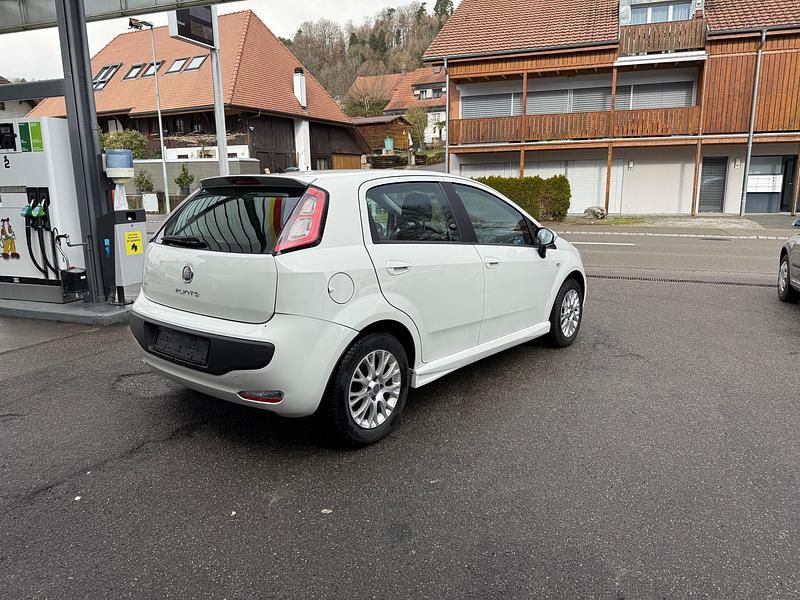Gebraucht Fiat Punto 70 PS (51 kW) 2011 Kleinwagen