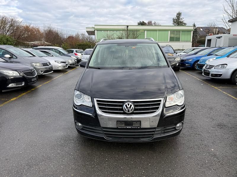 Gebraucht 2009 VW Touran Trendline Van / Kleinbus | CHF 1’900 (Guter Preis) - Bild 1/4