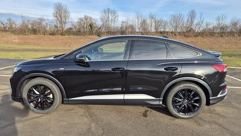 Gebraucht 2021 Audi Q4 Sportback e-tron SUV | CHF 30’000 (Superpreis) - Bild 1/4