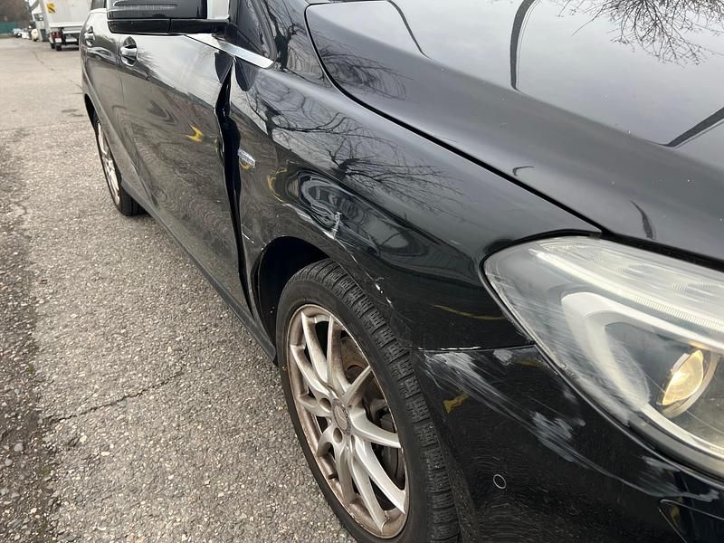 Gebraucht Mercedes B200 Active 156 PS (114 kW) 2012 Van / Kleinbus