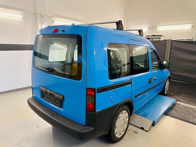 Gebraucht Opel Combo 100 PS (73 kW) 2011