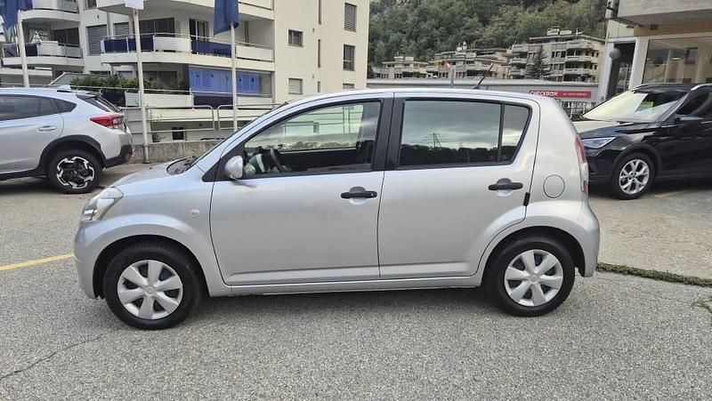 Gebraucht Daihatsu Sirion 87 PS (63 kW) 2006 Grau Kleinwagen