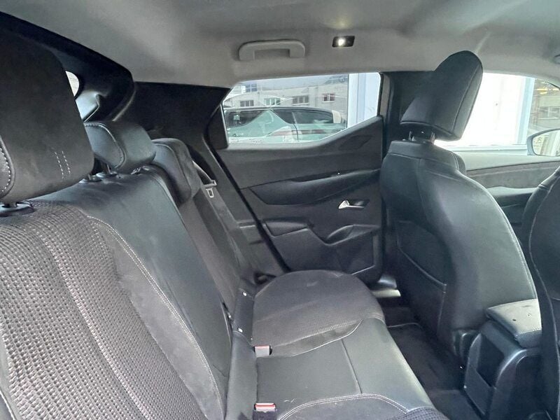 Gebraucht DS Automobiles DS3 Crossback E-Tense 114 kW (156 PS) 2023 Mehrfarbig SUV