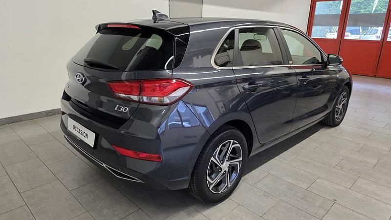 Gebraucht Hyundai i30 160 PS (117 kW) 2022 Grau Limousine