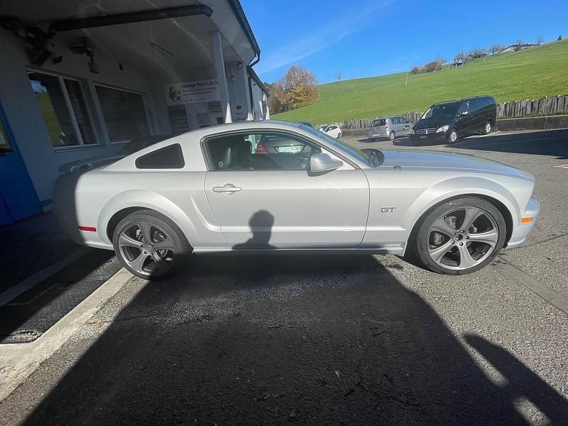 Gebraucht Ford GT 305 PS (224 kW) 2009 Coupé