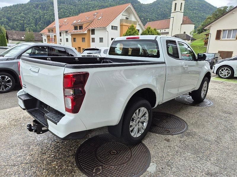 Neu Isuzu D-Max 163 PS (119 kW) 2025 Abholung