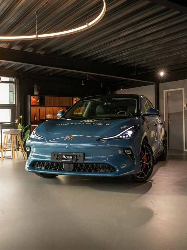 Neu MG IM6 Performance 552 kW (751 PS) 2025 Blau SUV