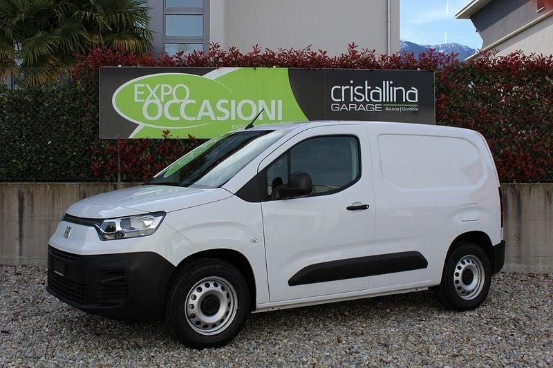 Gebraucht Fiat e-Doblò 100 kW (136 PS) 2024 Van / Kleinbus