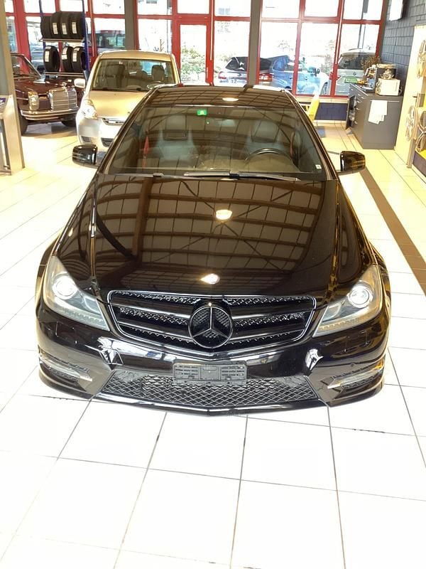 Gebraucht Mercedes C180 156 PS (114 kW) 2014 Coupé