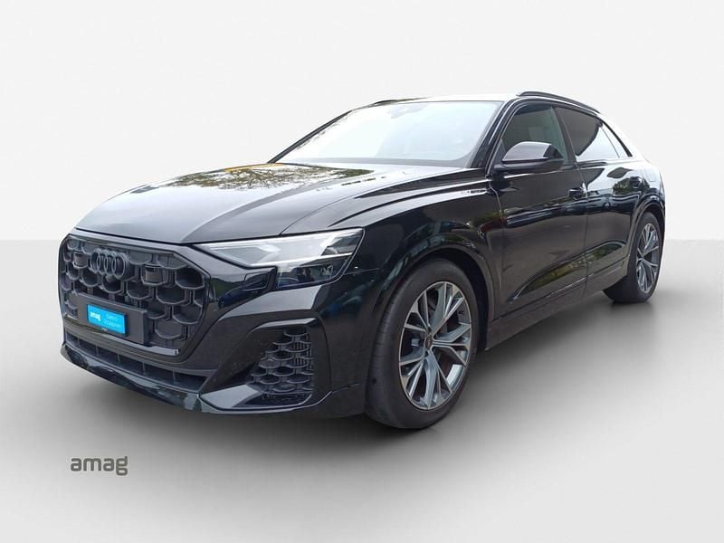 Gebraucht Audi Q8 Ambiente 394 PS (289 kW) 2024 Mythosschwarz metallic SUV