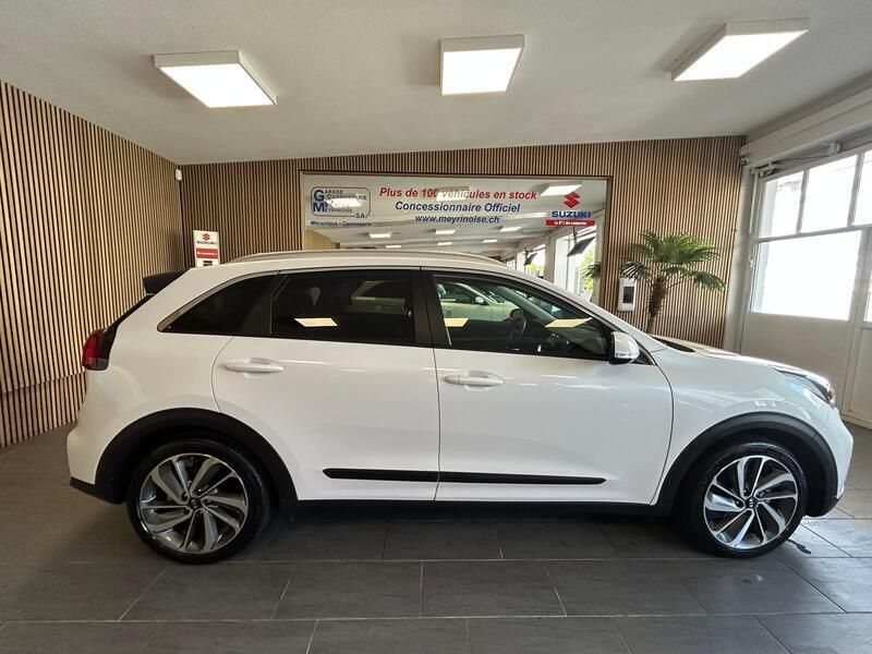 Weiss Gebraucht 2021 Kia Niro SUV | CHF 23’650 (Fairer Preis) - Bild 1/4