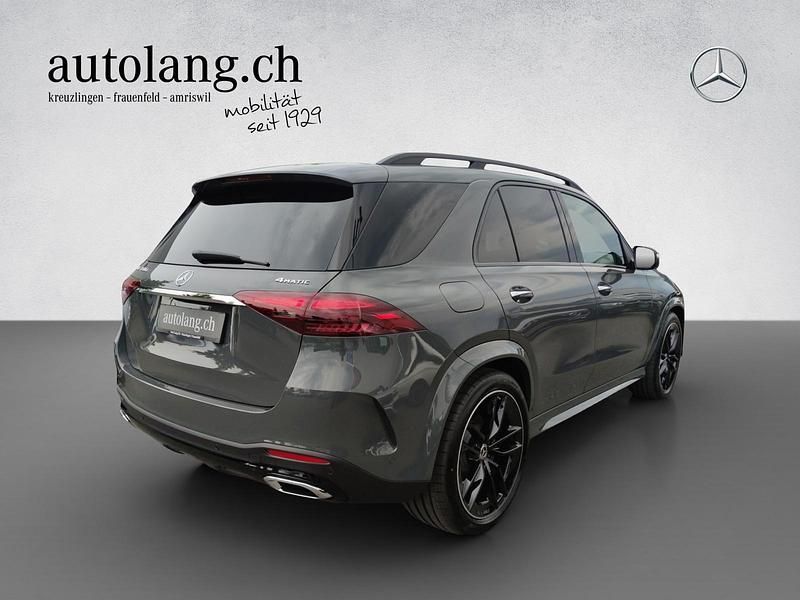 Neu Mercedes GLE450 AMG AMG line 387 PS (284 kW) 2026 Silber SUV