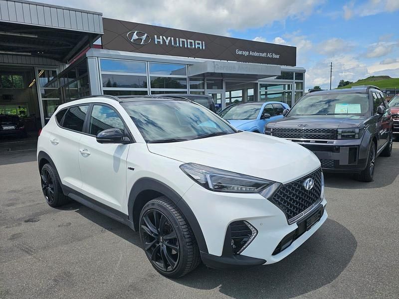 Weiss Gebraucht 2019 Hyundai Tucson N Line SUV | CHF 24’950 (Fairer Preis) - Bild 1/4