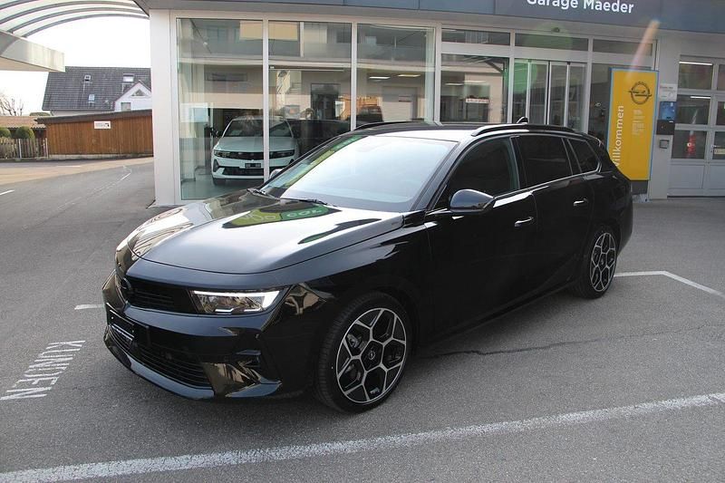 Gebraucht Opel Astra 130 PS (95 kW) 2024 Schwarz Kombi