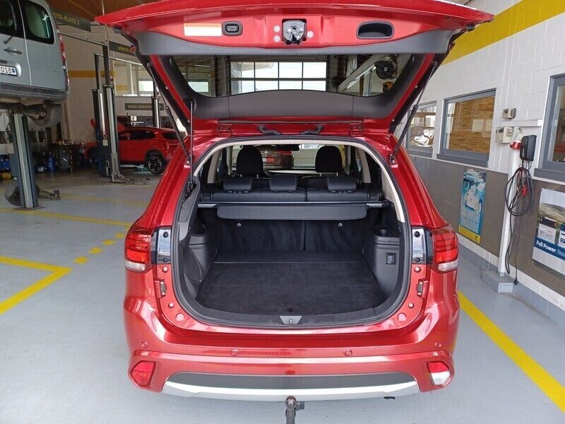 Gebraucht Mitsubishi Outlander P-HEV 121 PS (88 kW) 2016 SUV