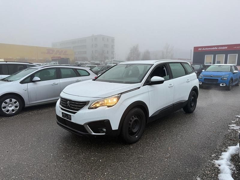 Gebraucht Peugeot 5008 Business-Line 130 PS (95 kW) 2019 SUV