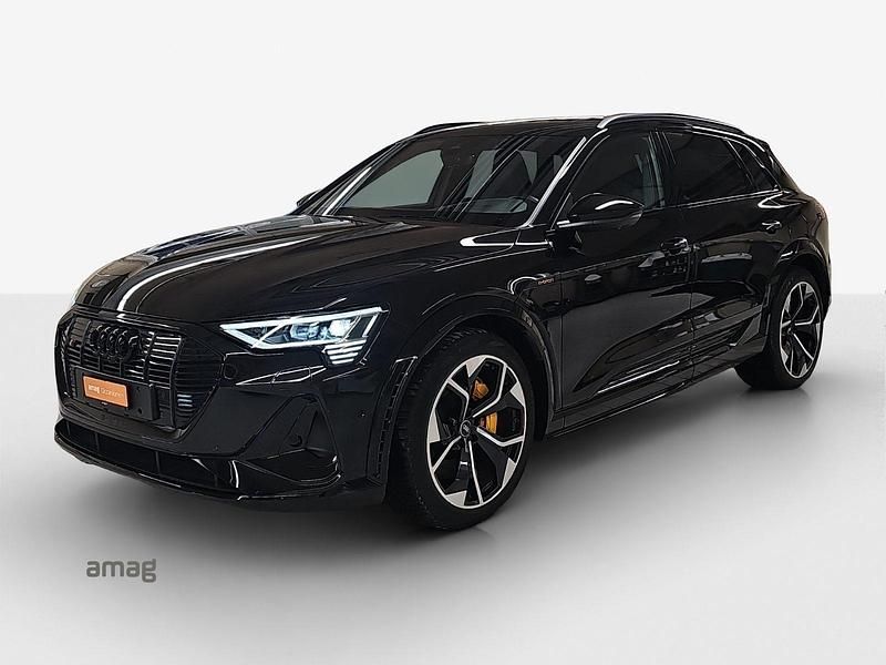 Gebraucht Audi e-tron Comfort 369 kW (503 PS) 2022 Mythosschwarz metallic SUV