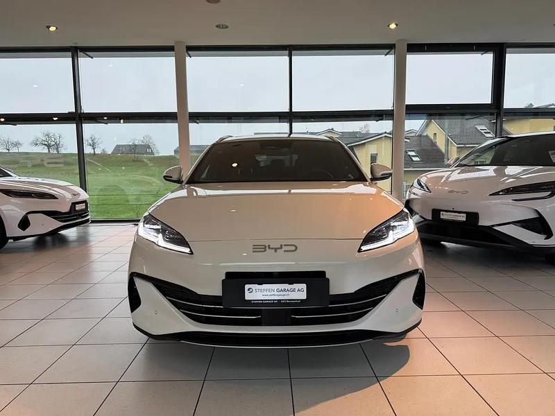 Neu BYD Seal Comfort 212 PS (155 kW) 2026 Beige