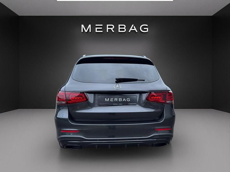 Gebraucht Mercedes GLC200 AMG line Plus 197 PS (144 kW) 2022 Grau SUV