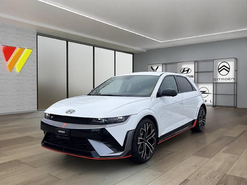 Neu Hyundai Ioniq 478 kW (650 PS) 2025 Weiss Kleinwagen