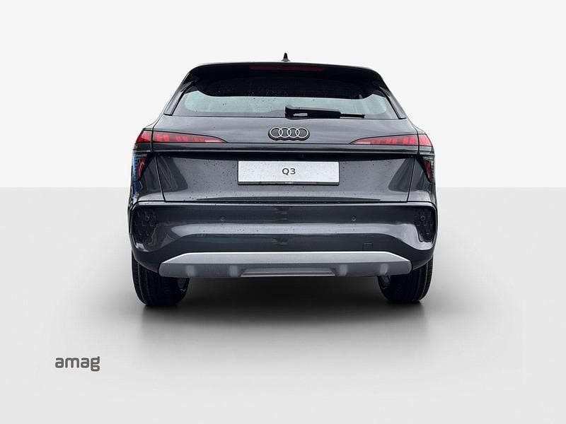 Neu Audi Q3 Premium 150 PS (110 kW) 2026 Tamboragrau metallic SUV