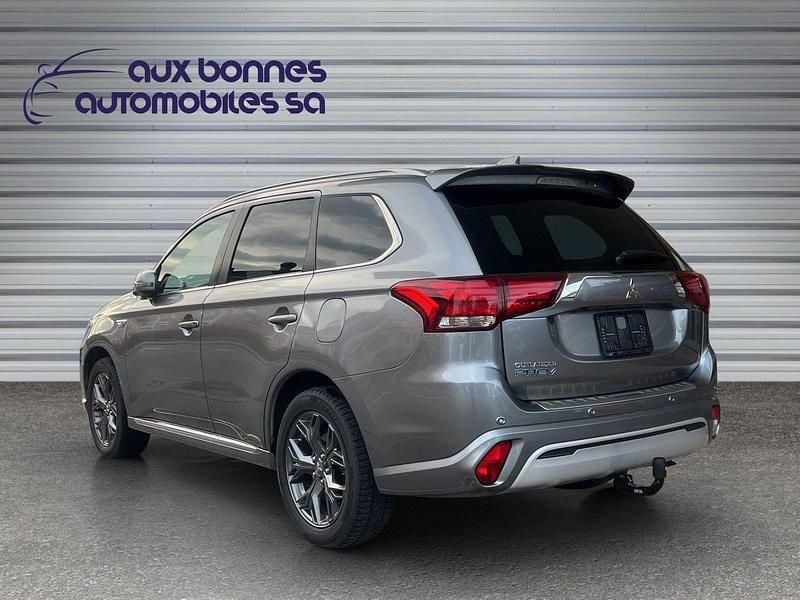 Gebraucht Mitsubishi Outlander P-HEV 224 PS (164 kW) 2020 SUV