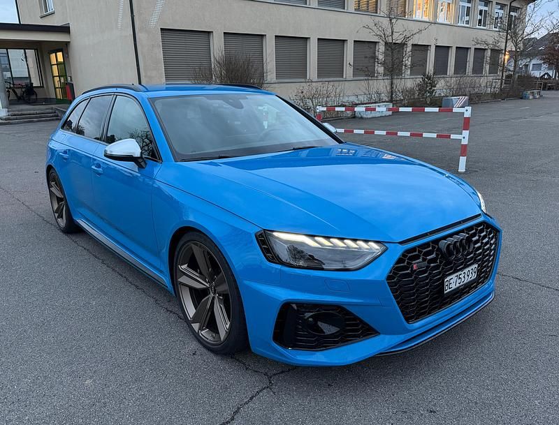 Gebraucht 2021 Audi RS4 Kombi | CHF 59’900 - Bild 1/4