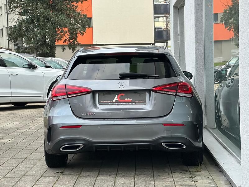 Gebraucht Mercedes A200 AMG line 163 PS (119 kW) 2018