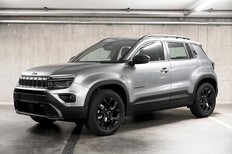 Grau Neu 2025 Jeep Avenger SUV | CHF 38’579 (Fairer Preis) - Bild 1/4