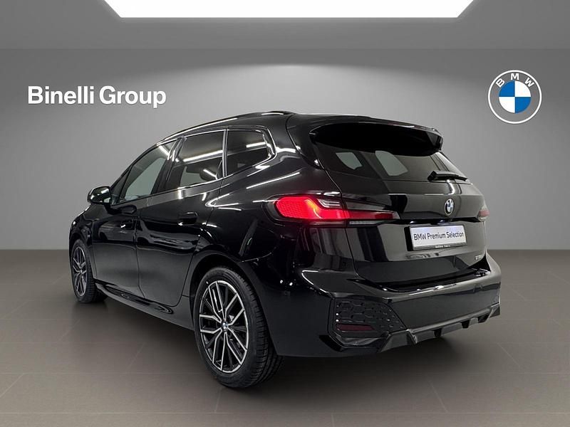 Gebraucht BMW 218 Active Tourer Shadowline 136 PS (100 kW) 2022 Schwarz Van / Kleinbus