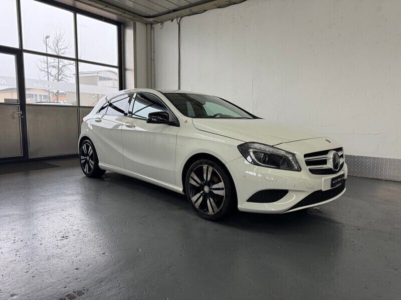 Gebraucht Mercedes A200 Night 156 PS (114 kW) 2015