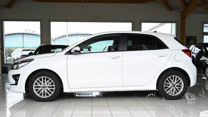 Gebraucht Kia Rio Style 120 PS (88 kW) 2023