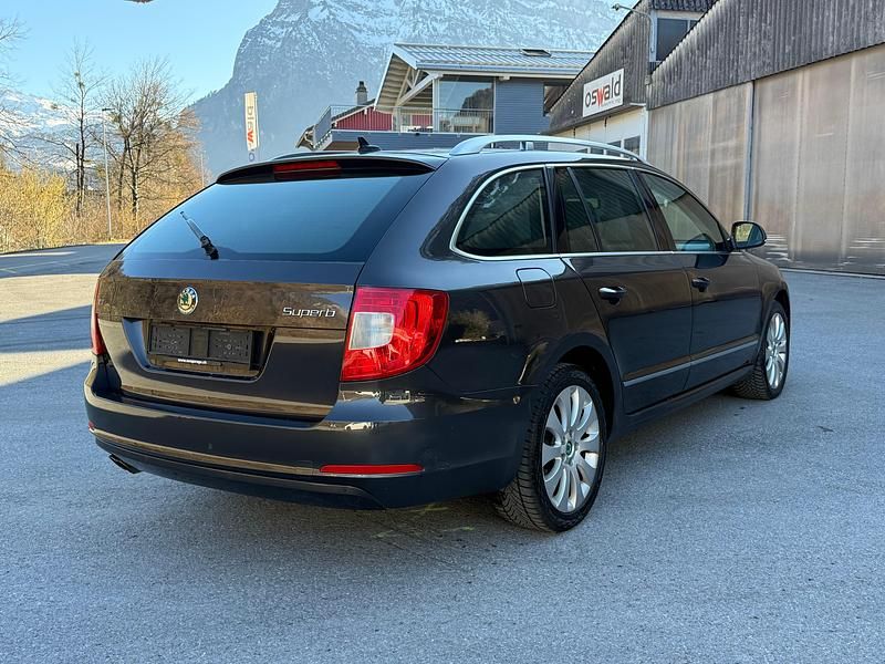 Gebraucht Skoda Superb 170 PS (125 kW) 2010