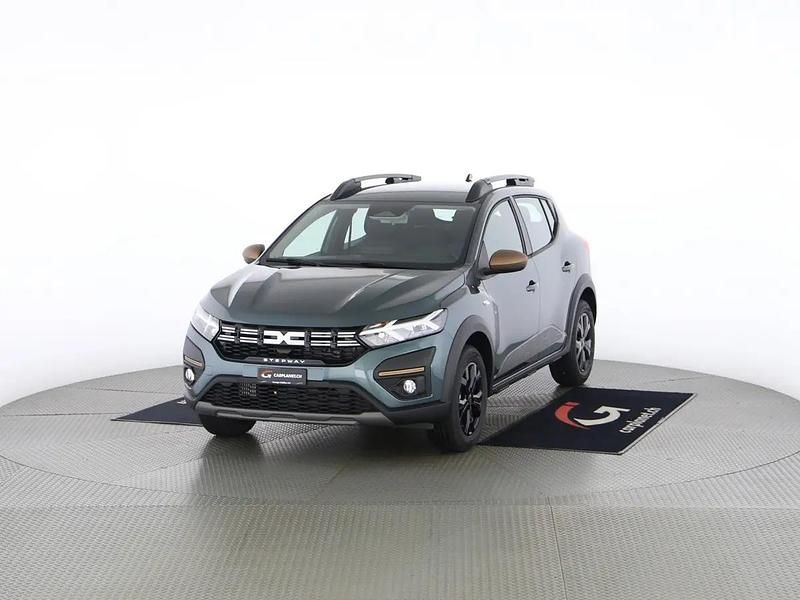 Grün Gebraucht 2025 Dacia Sandero Stepway | CHF 20’740 - Bild 1/4