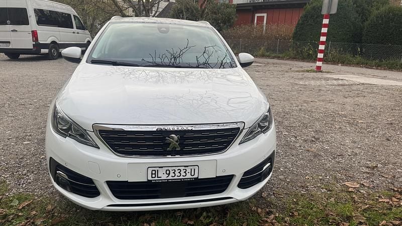 Gebraucht 2019 Peugeot 308 SW Kombi | CHF 8’900 (Fairer Preis) - Bild 1/4