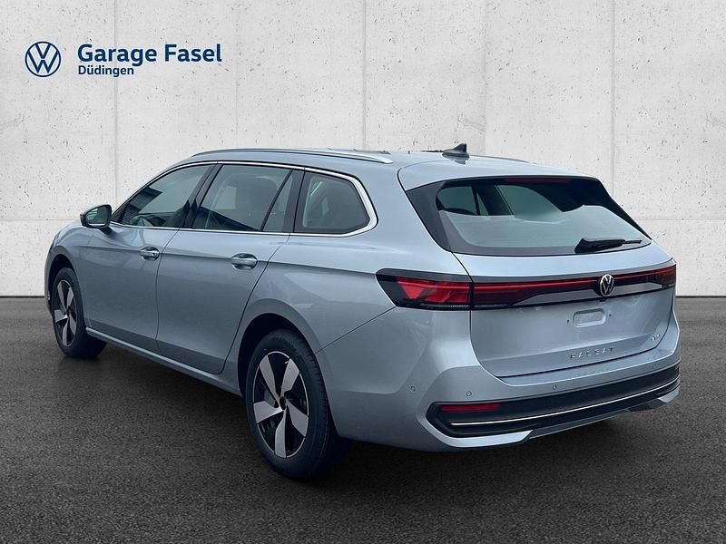 Gebraucht VW Passat Business 150 PS (110 kW) 2025 Kombi
