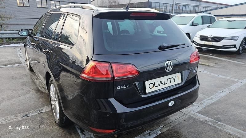 Gebraucht VW Golf VII Comfortline 122 PS (89 kW) 2016 Kombi