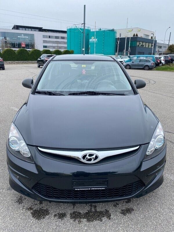 Gebraucht 2011 Hyundai i30 Comfort Kombi | CHF 3’500 - Bild 1/4