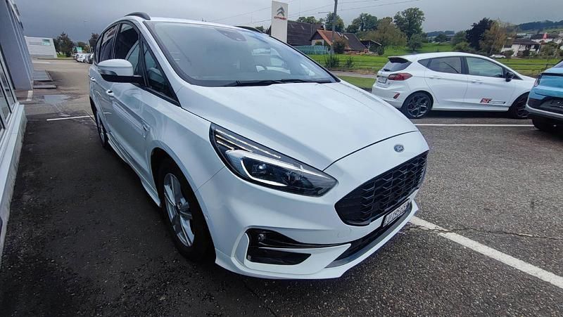 Gebraucht Ford S-MAX ST-Line 190 PS (139 kW) 2023 Weiss Van / Kleinbus