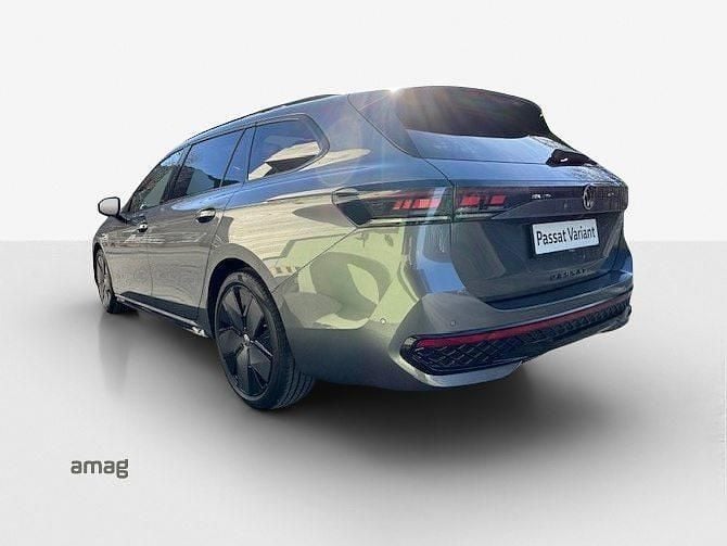 Neu VW Passat R-line 192 PS (141 kW) 2026 Diabas grey metallic  dachlackierung schwarz uni Kombi