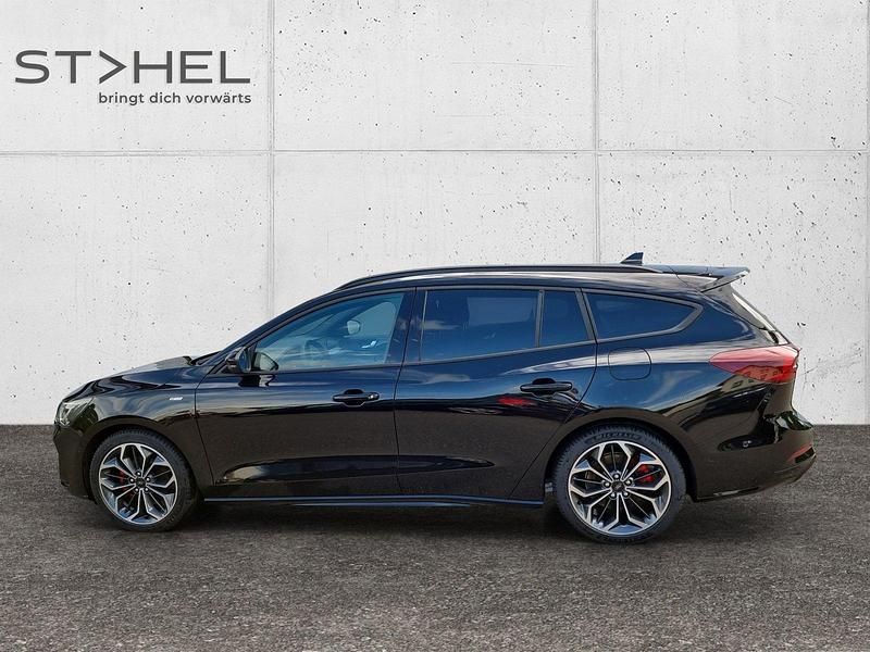 Neu Ford Focus ST-Line X 155 PS (114 kW) 2025 Schwarz Kombi
