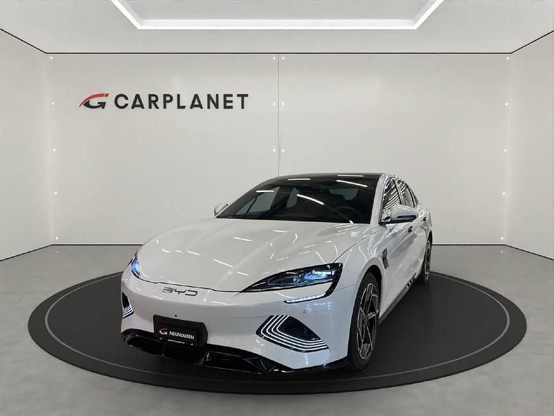 Neu BYD Seal Design 230 kW (313 PS) 2025 Weiss Limousine