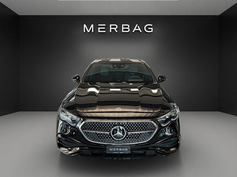 Gebraucht Mercedes E220 AMG line 197 PS (144 kW) 2024 Schwarz Limousine